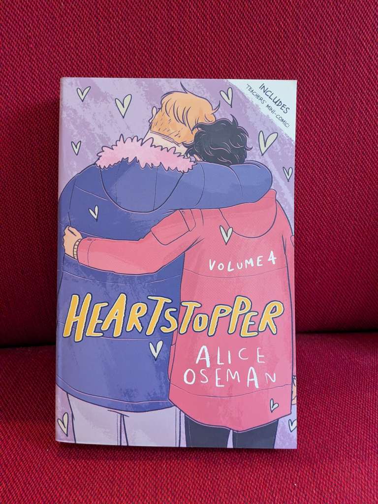 Heartstopper Volume 4 by Alice Oseman