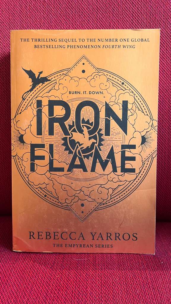 Iron Flame by Rebecca Yarros
