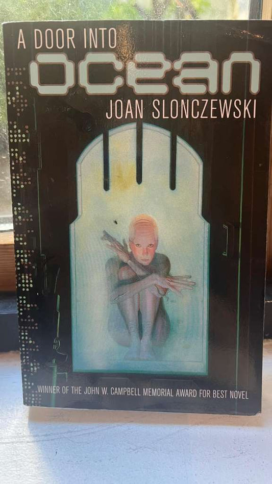 A Door Into Ocean : 1 by Joan Slonczewski