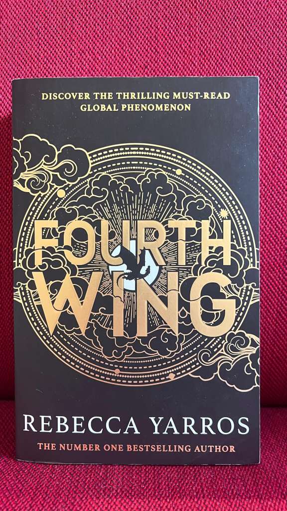 Fourth Wing by Rebecca Yarros