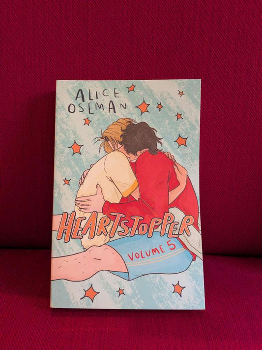 Heartstopper Volume 5 by Alice Oseman