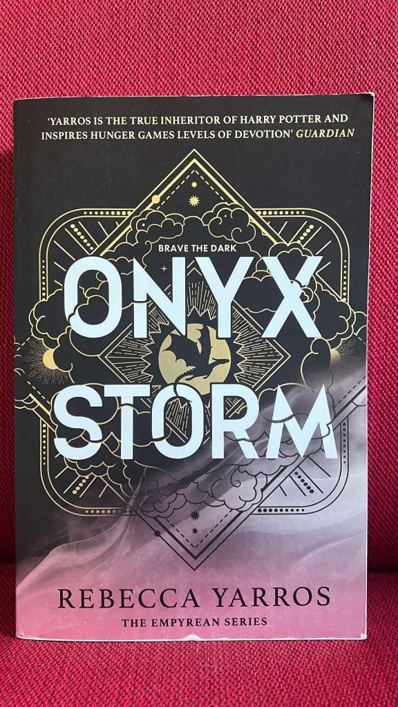 Onyx Storm by Rebecca Yarros