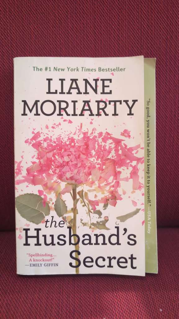 The husbands secret by Liane Moriarty