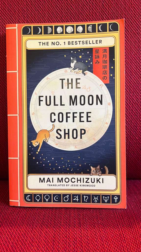 The Full Moon Coffee Shop by Mai Mochizuki